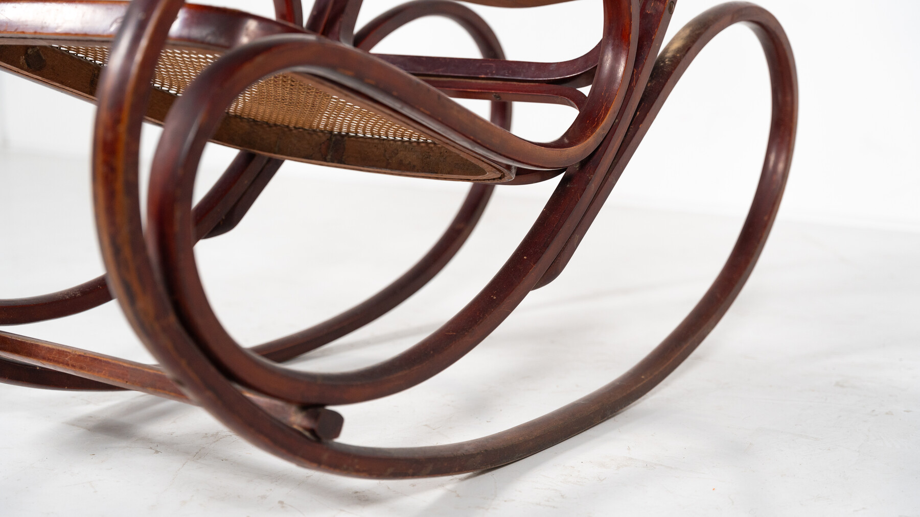 Rocking Chair by Michaël Thonet, 1900s