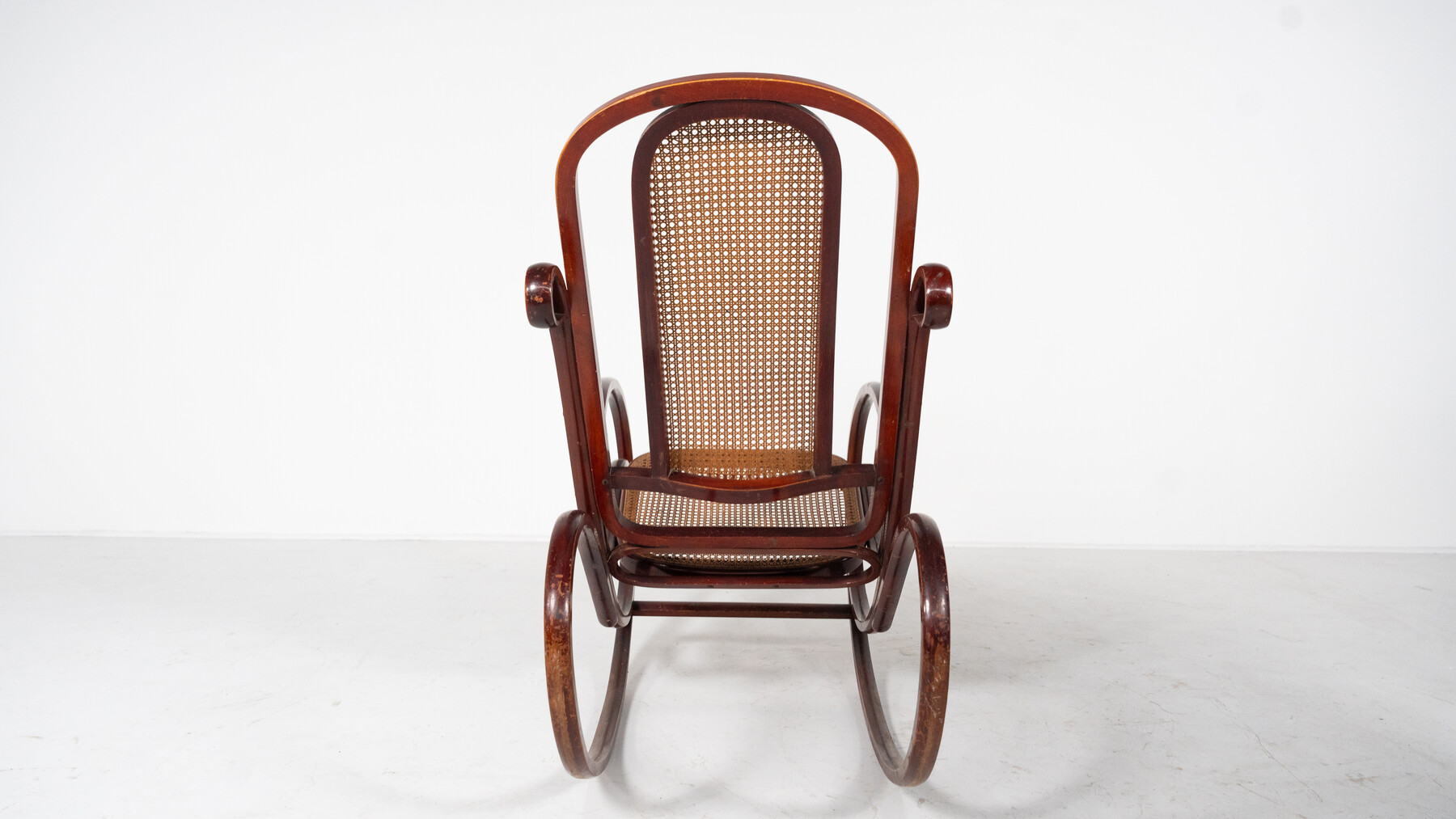 Rocking Chair by Michaël Thonet, 1900s