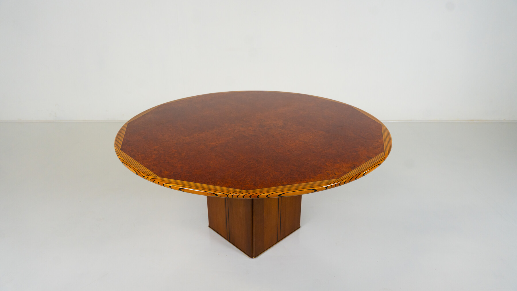 Round 'Africa' Table by Afra & Tobia Scarpa, Maxalto Artona Series, Italy, 1970s