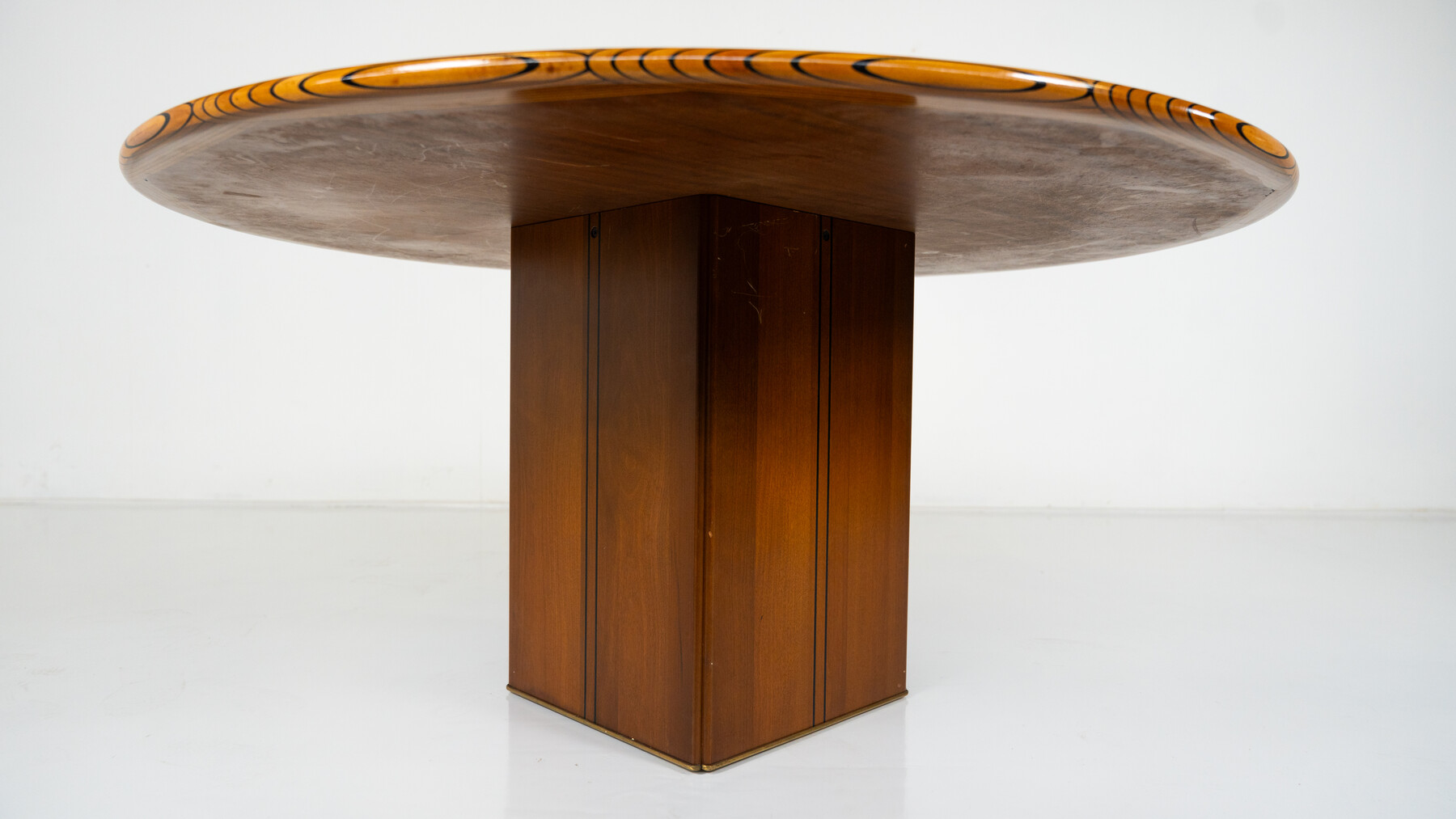 Round 'Africa' Table by Afra & Tobia Scarpa, Maxalto Artona Series, Italy, 1970s