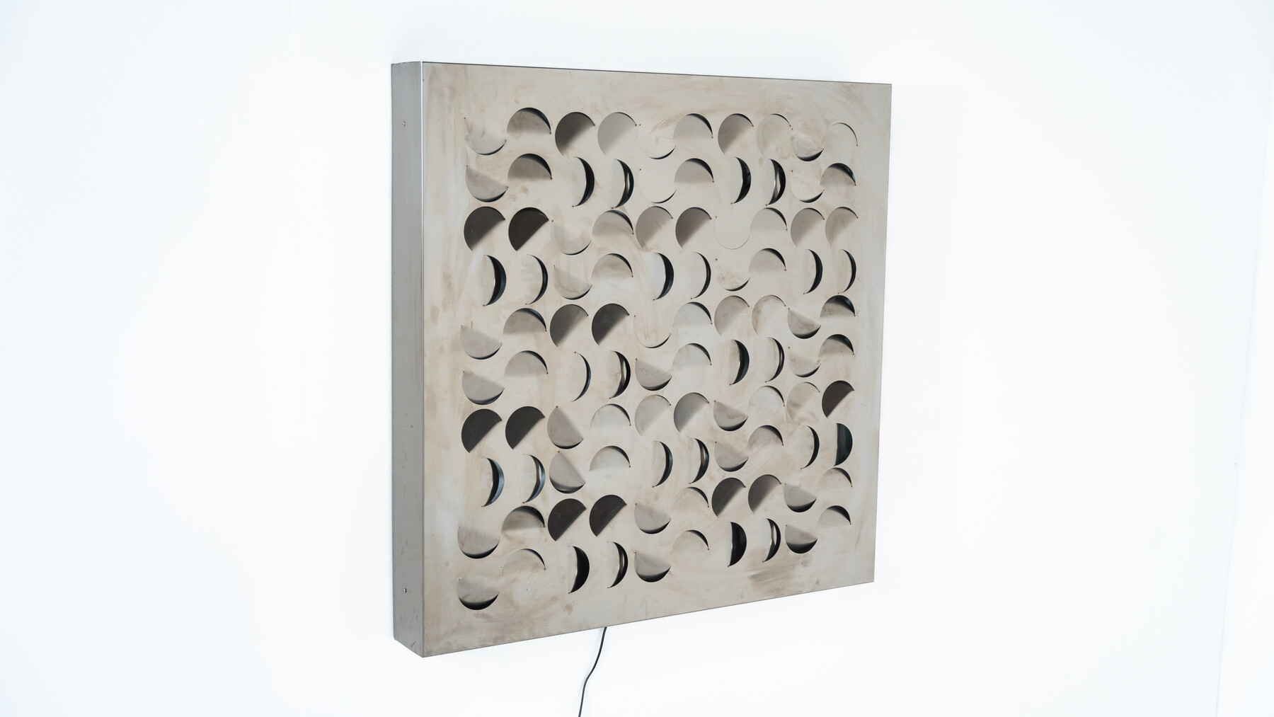  Sculptural Wall Light 