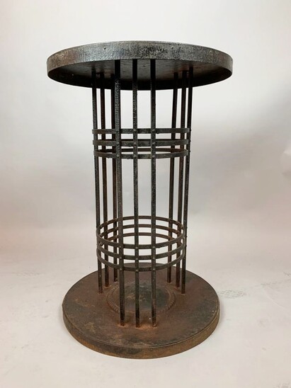 Secessionist iron gueridon side table - Vienna c.1900