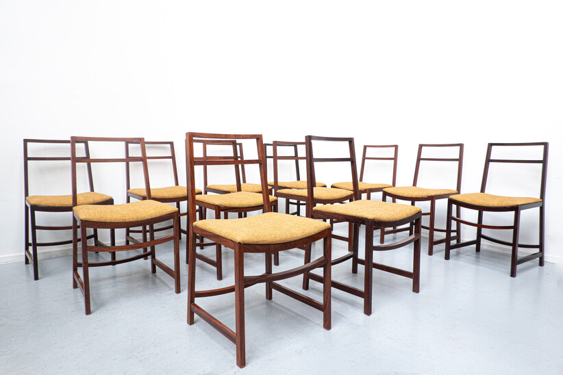 Set of 12 Mid-Century Modern Dining Chairs by Renato Venturi for MIM, 1950s