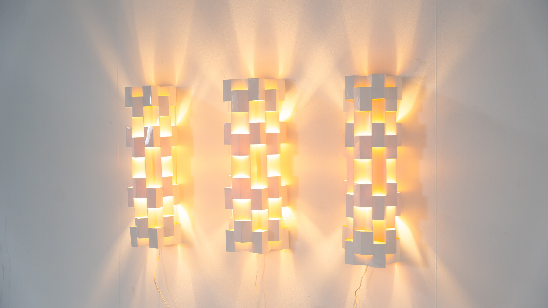 Set of 3 Wall Lights by Gaetano Pesce for NY Form, Paper, 1960s 