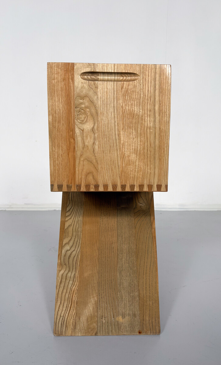 Set of 4 Zig Zag chairs by Gerrit Thomas Rietveld 