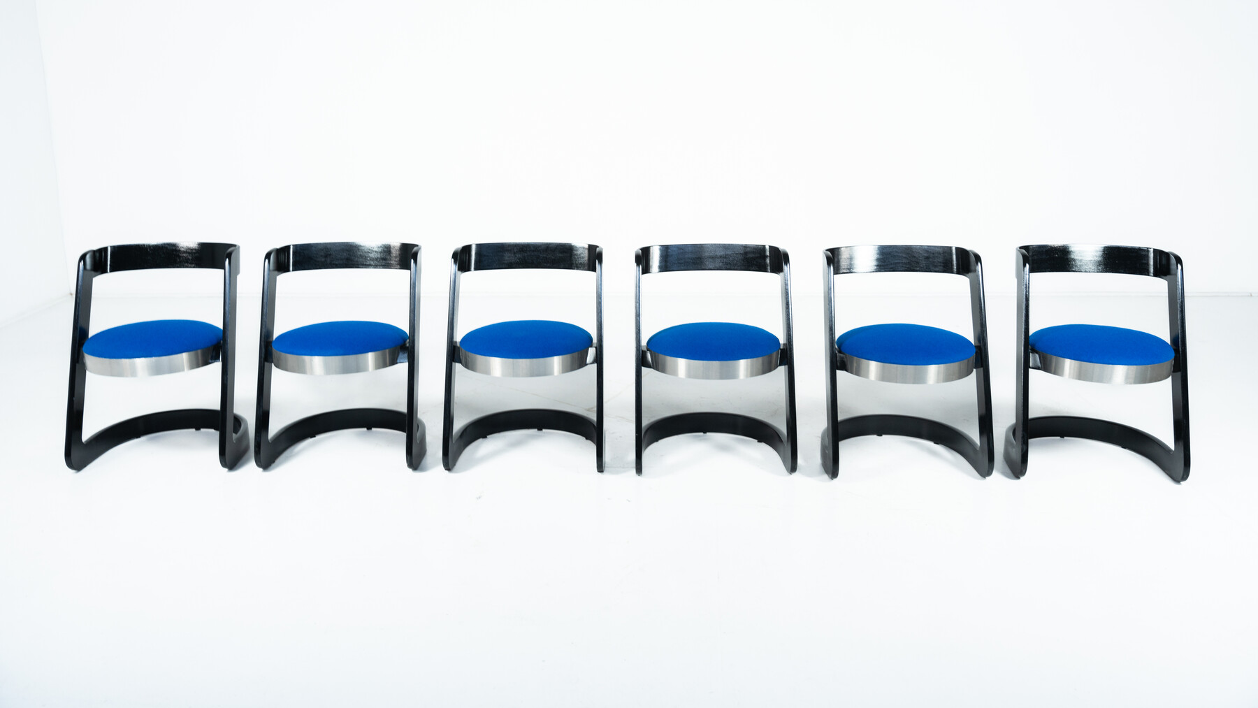 Set of 6 Chairs by Willy Rizzo for Mario Sabot, Italy, 1970s - New Upholstery