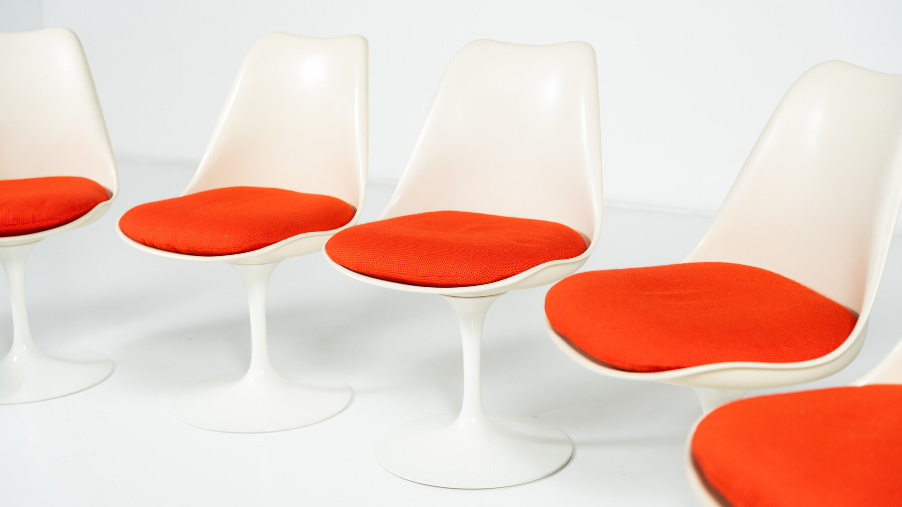 Set of 6 Tulip Chairs by Eero Saarinen For Knoll, 1960s