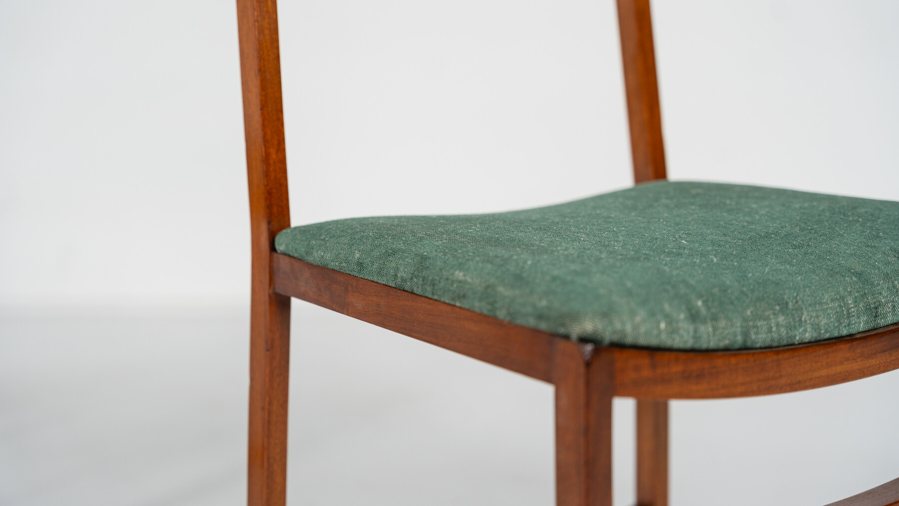 Set of 8 Mid-Century Modern Dining Chairs by Renato Venturi for MIM, 1950s