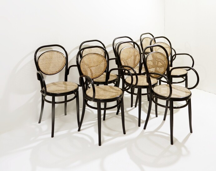 Set of 8 Thonet Armchairs Model Nr. 15, 1900s