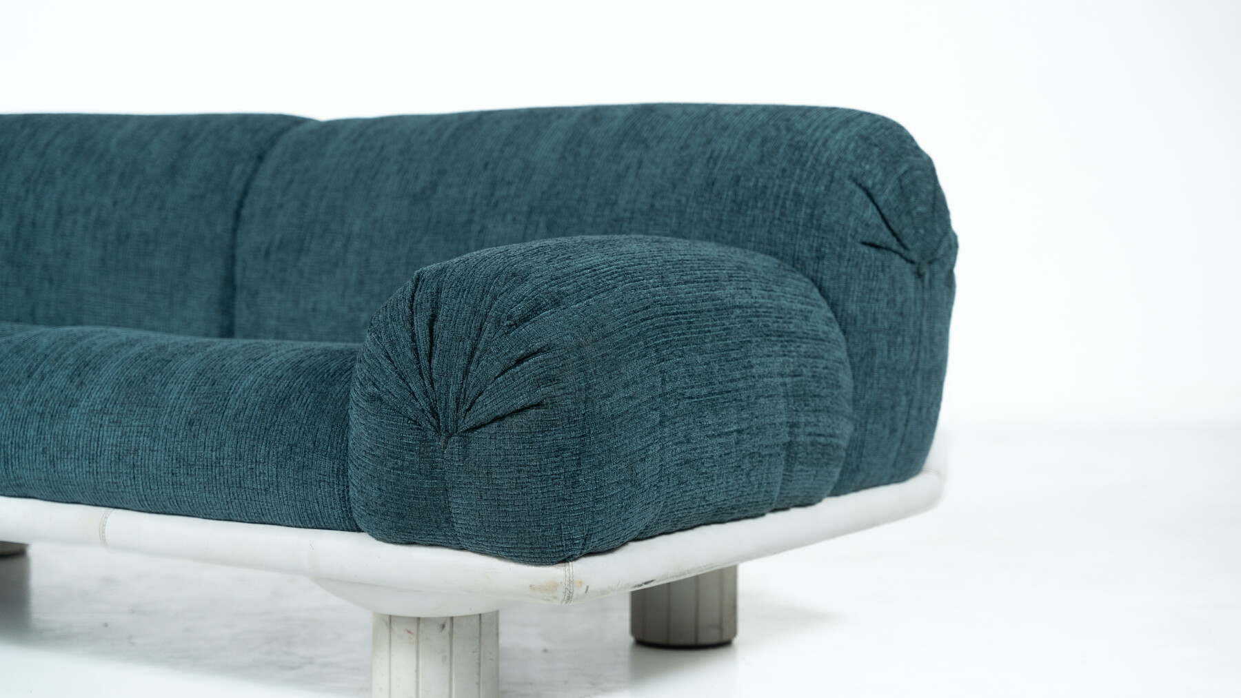 Sofa by Carlo Bartoli for Rossi di Albizzate, 1980s