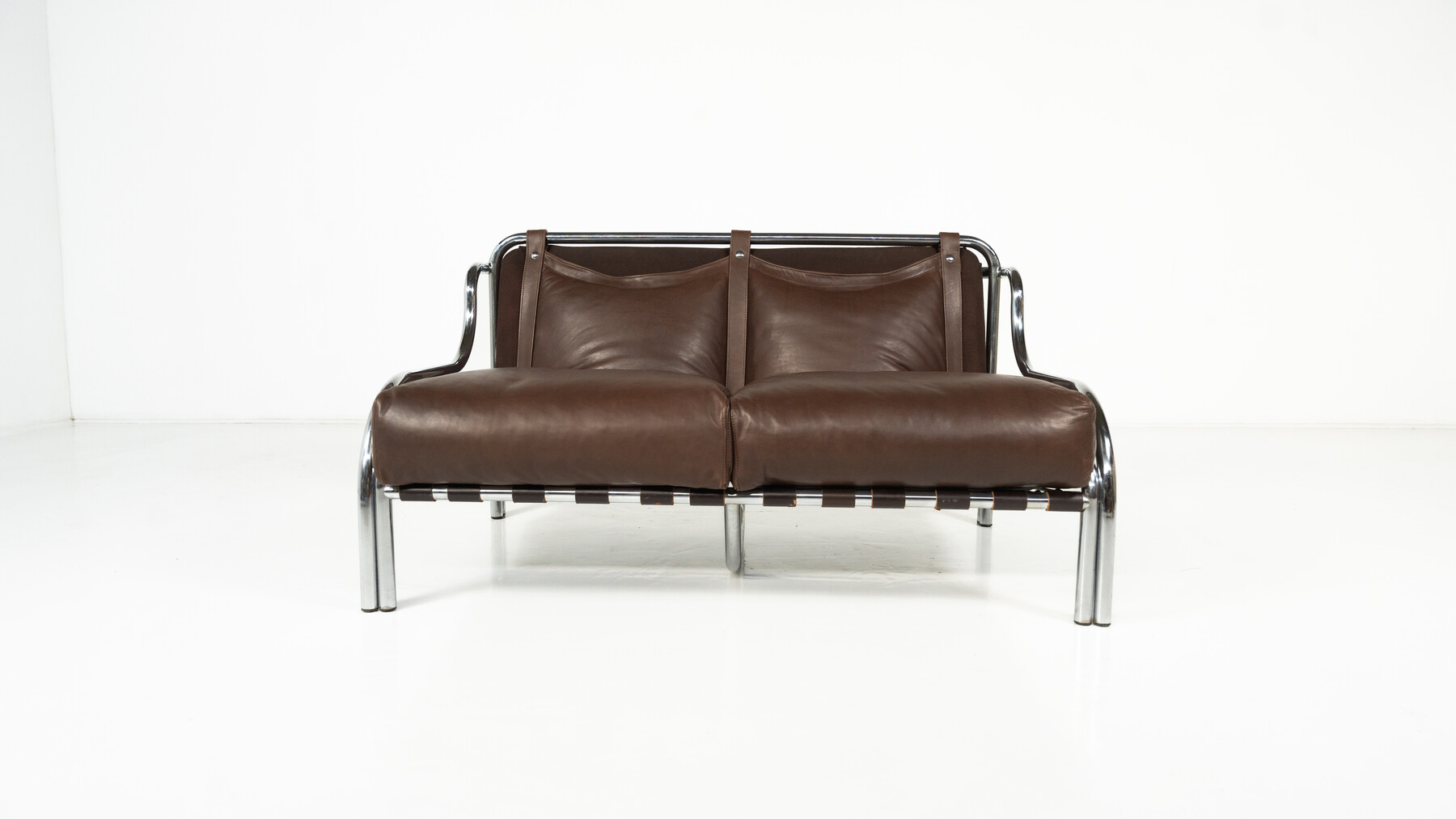 Stringa Sofa by Gae Aulenti, italy, 1962 - New Leather Upholstery