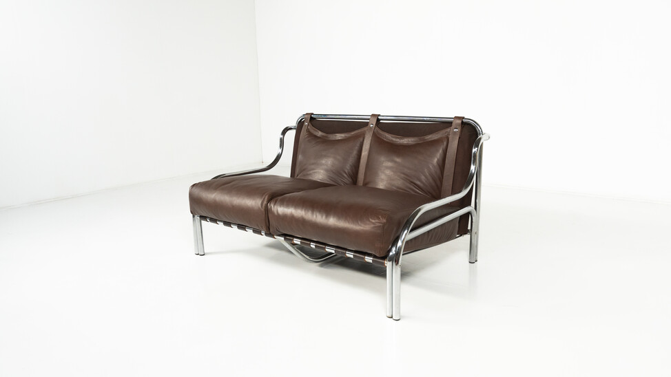 Stringa Sofa by Gae Aulenti, italy, 1962 - New Leather Upholstery