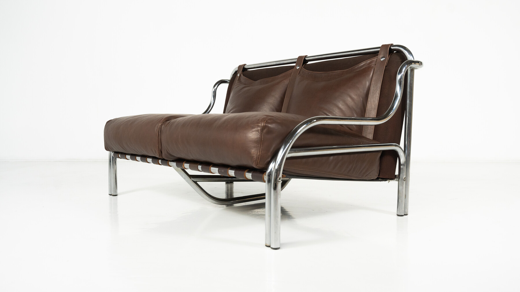 Stringa Sofa by Gae Aulenti, italy, 1962 - New Leather Upholstery
