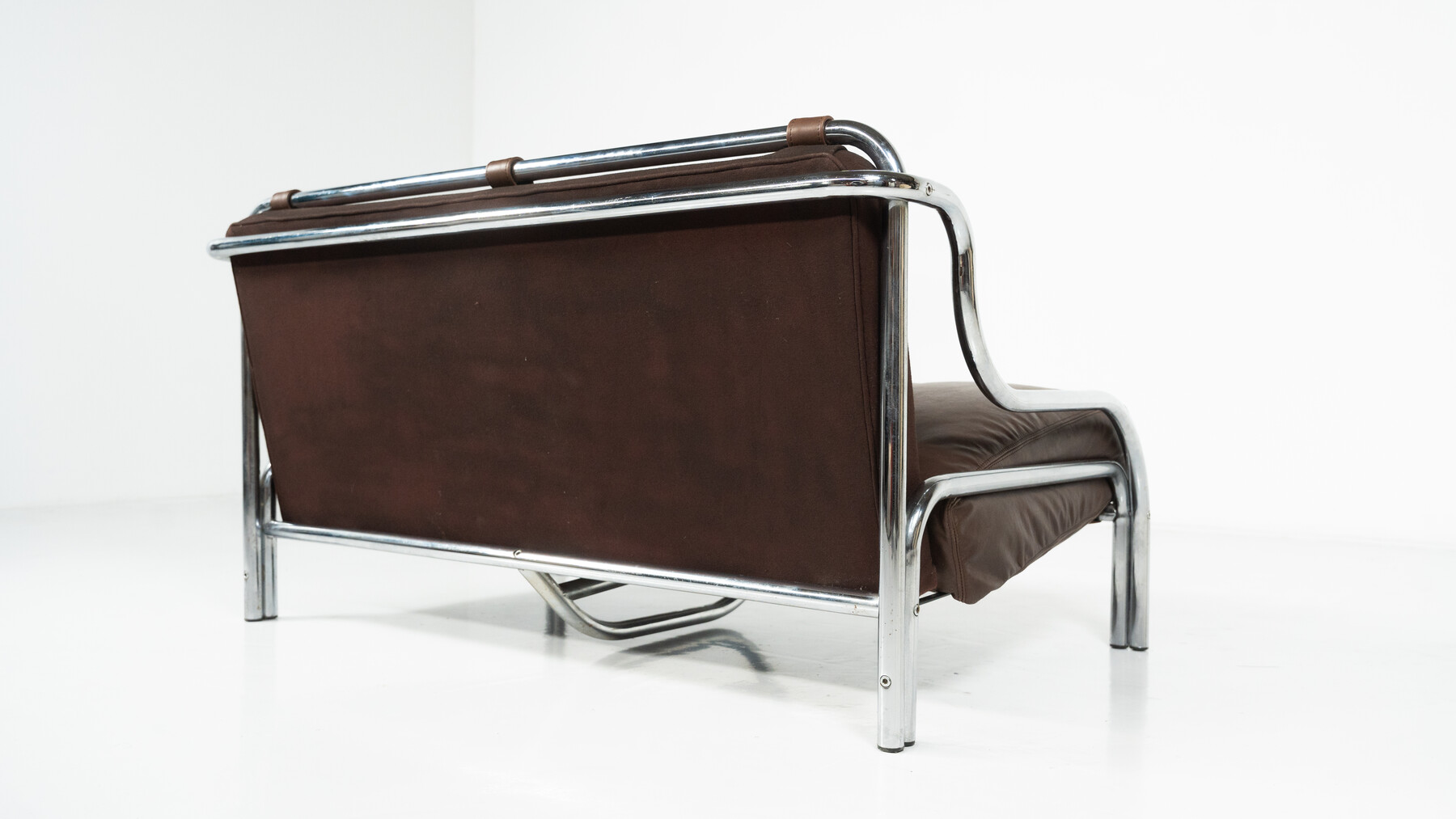Stringa Sofa by Gae Aulenti, italy, 1962 - New Leather Upholstery