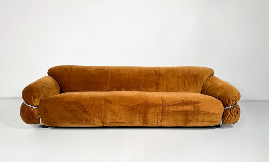 Three-Seater Sesann Sofa by Gianfranco Frattini for Cassina, Italy, 1970s - New Upholstery