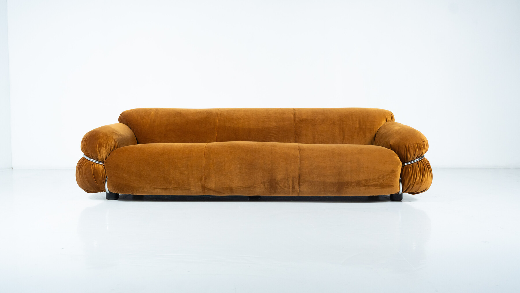 Three-Seater Sesann Sofa by Gianfranco Frattini for Cassina, Italy, 1970s - New Upholstery