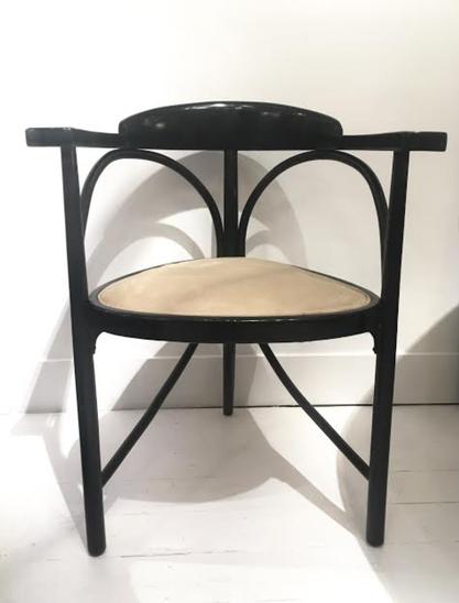 Tripods chair by Michael Thonet