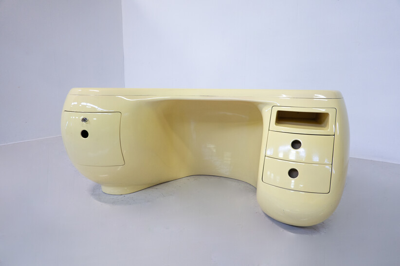 Yellow Boomerang Desk  by Maurice Calka for LeLeu Deshays, France, 1970s